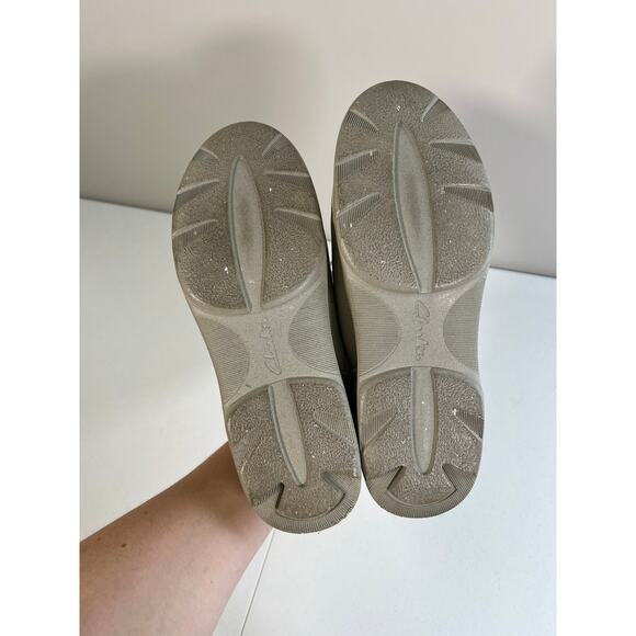 Clarks PACER off white leather walking shoes women’s size 8.5 comfortable - Picture 6 of 8